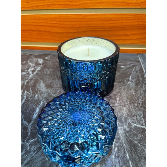 Blue Spruce  8oz Soy Candle - Picture 5 of 5